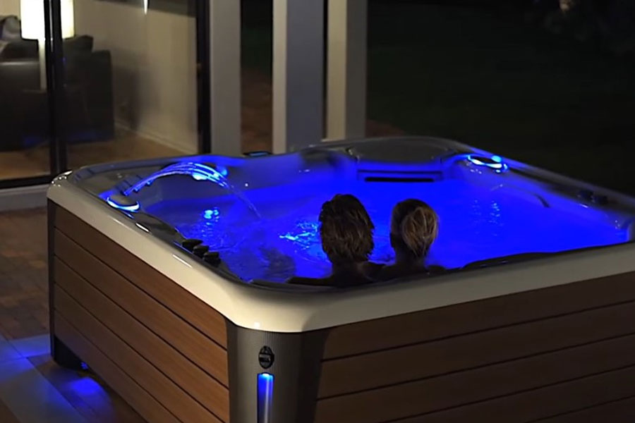 masažni bazen za 2 osebi